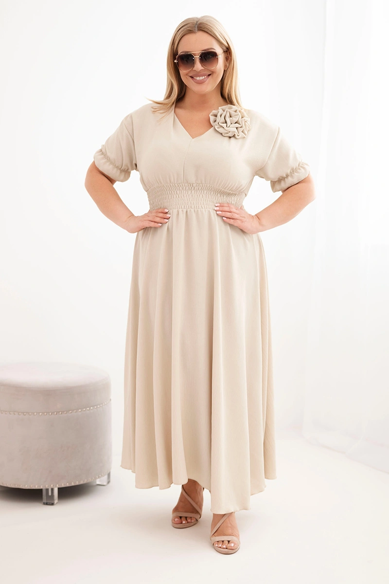 Дамска рокля с големи размери и V-образно деколте