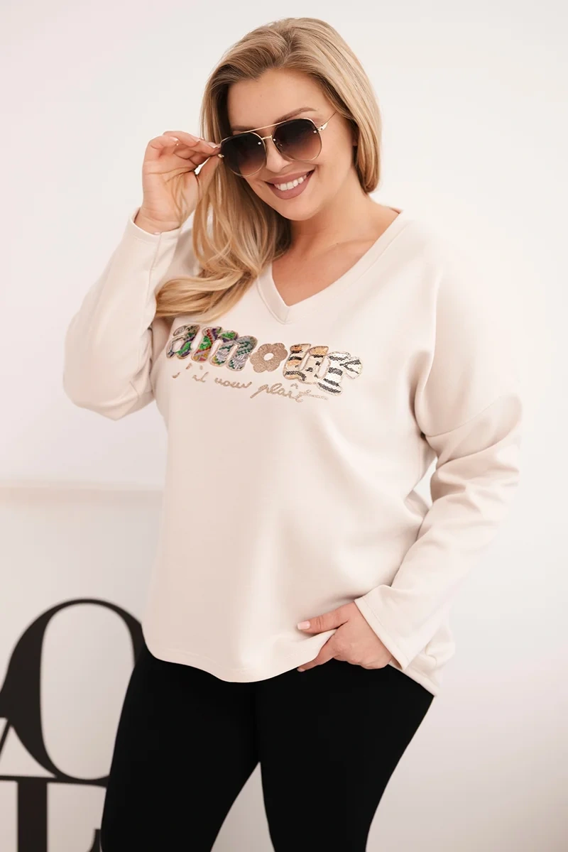 Дамски суитшърт Kesi Włoski Plus Size с щампа и V-образно деколте