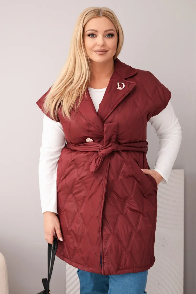 Dámská prošívaná vesta s páskem a límcem