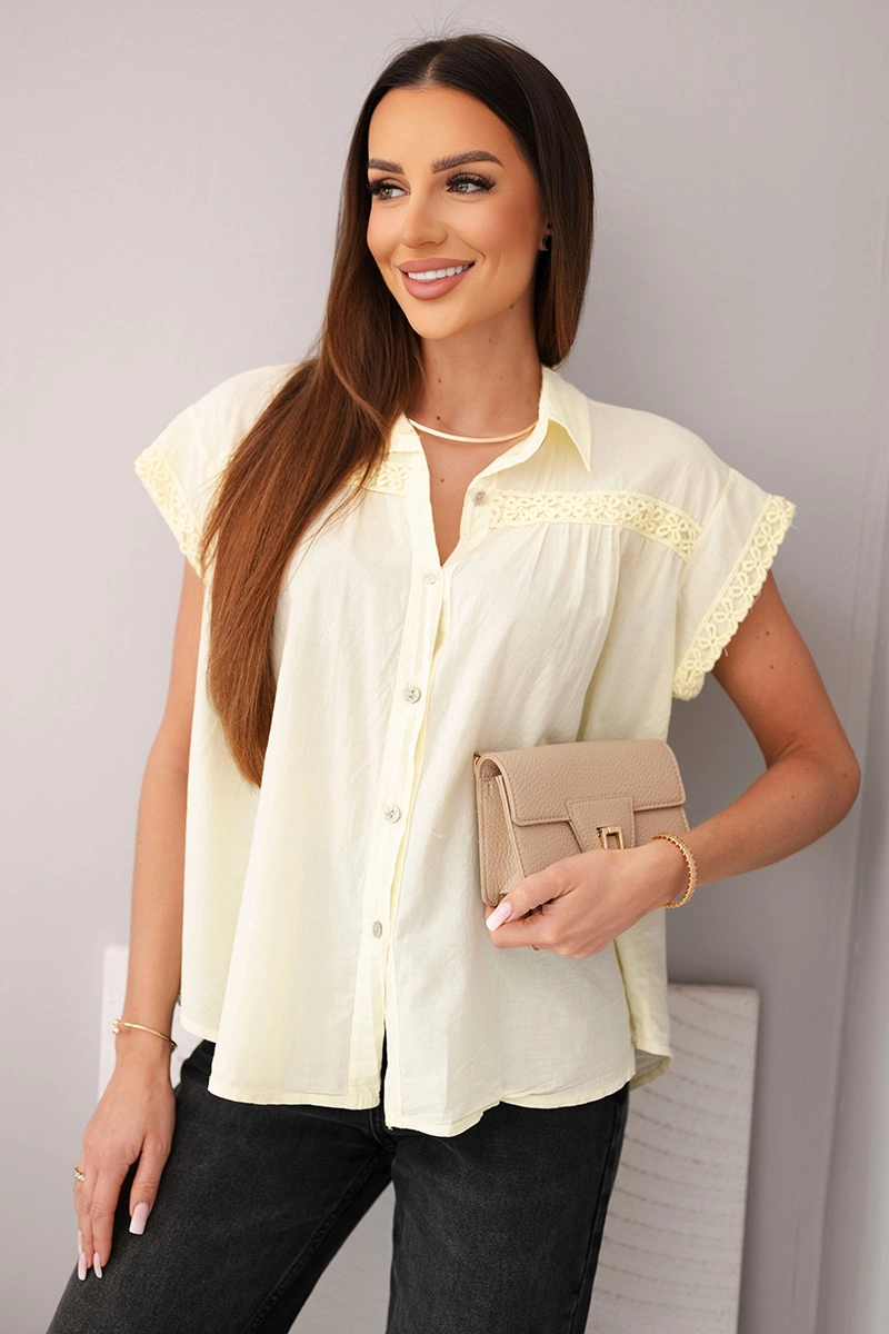 Дамска блуза тип риза с дантела, жълта