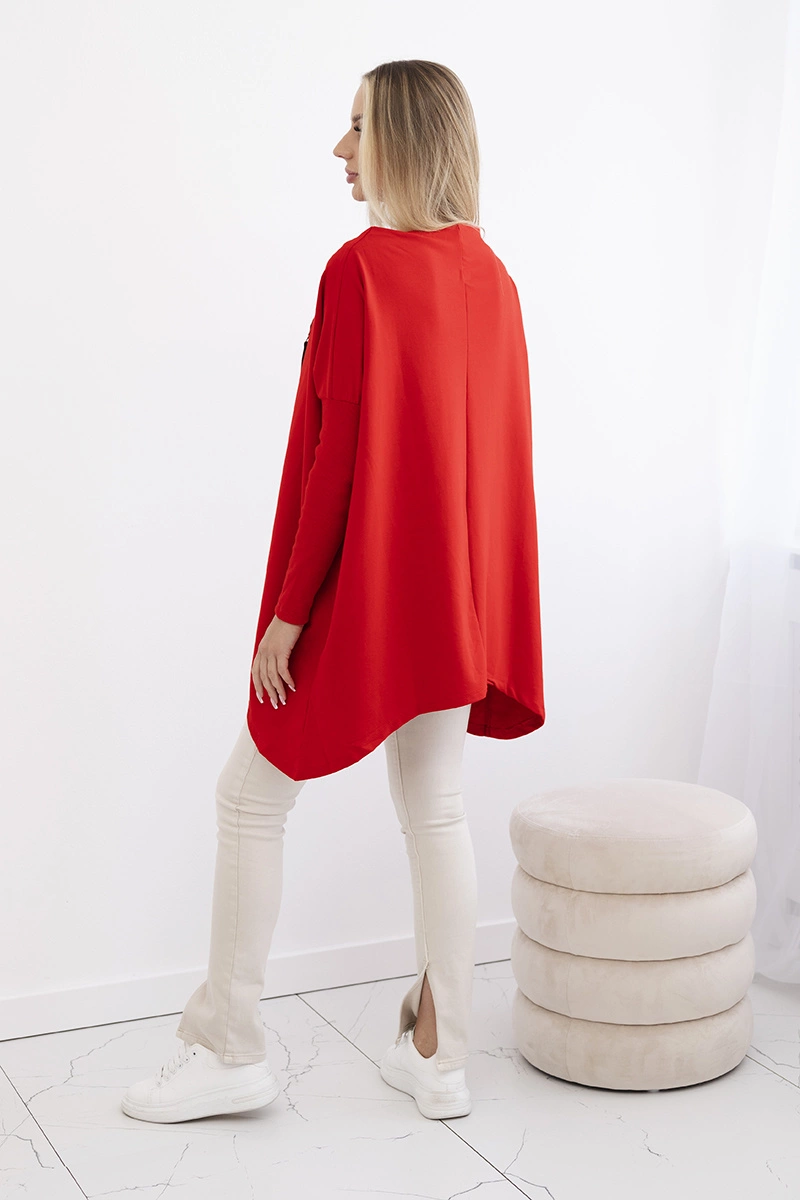 Oversized sweatshirt with asymmetrical sides red