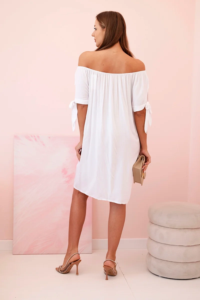 Kesi Włoski Women's viscose dress with tied sleeves white